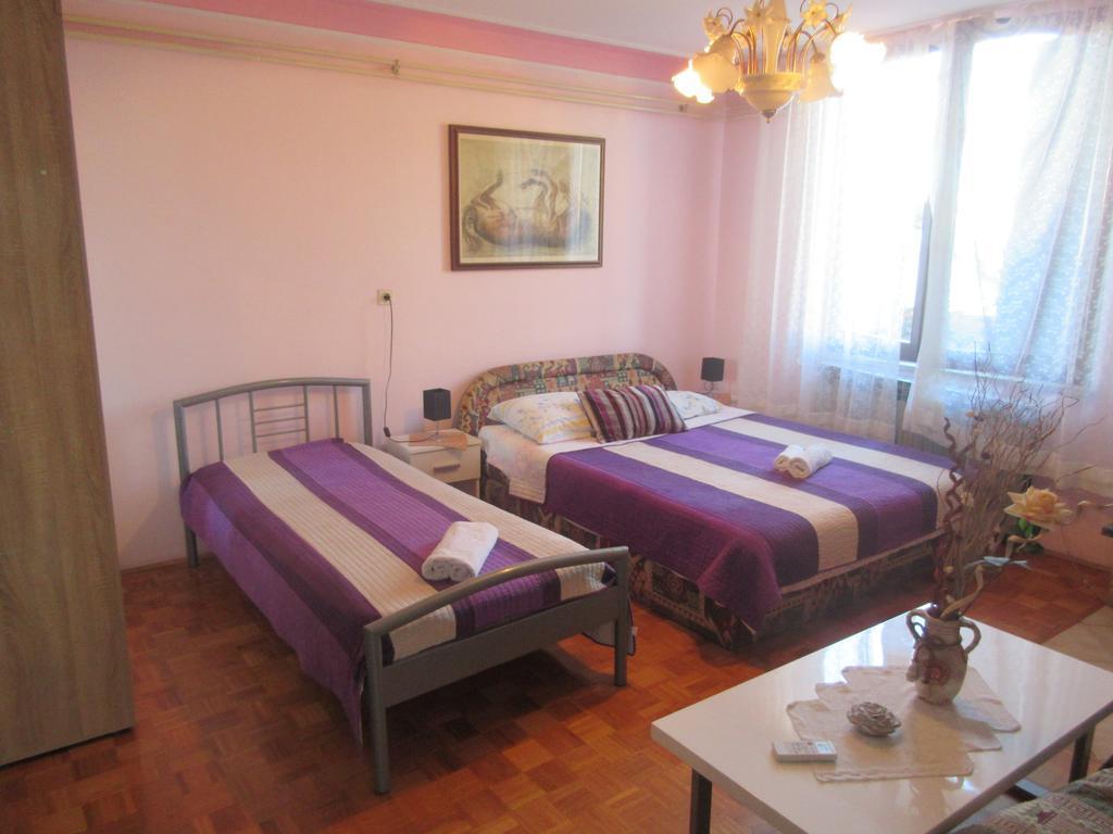 Apartments Ivanka 378 Ровинь Экстерьер фото