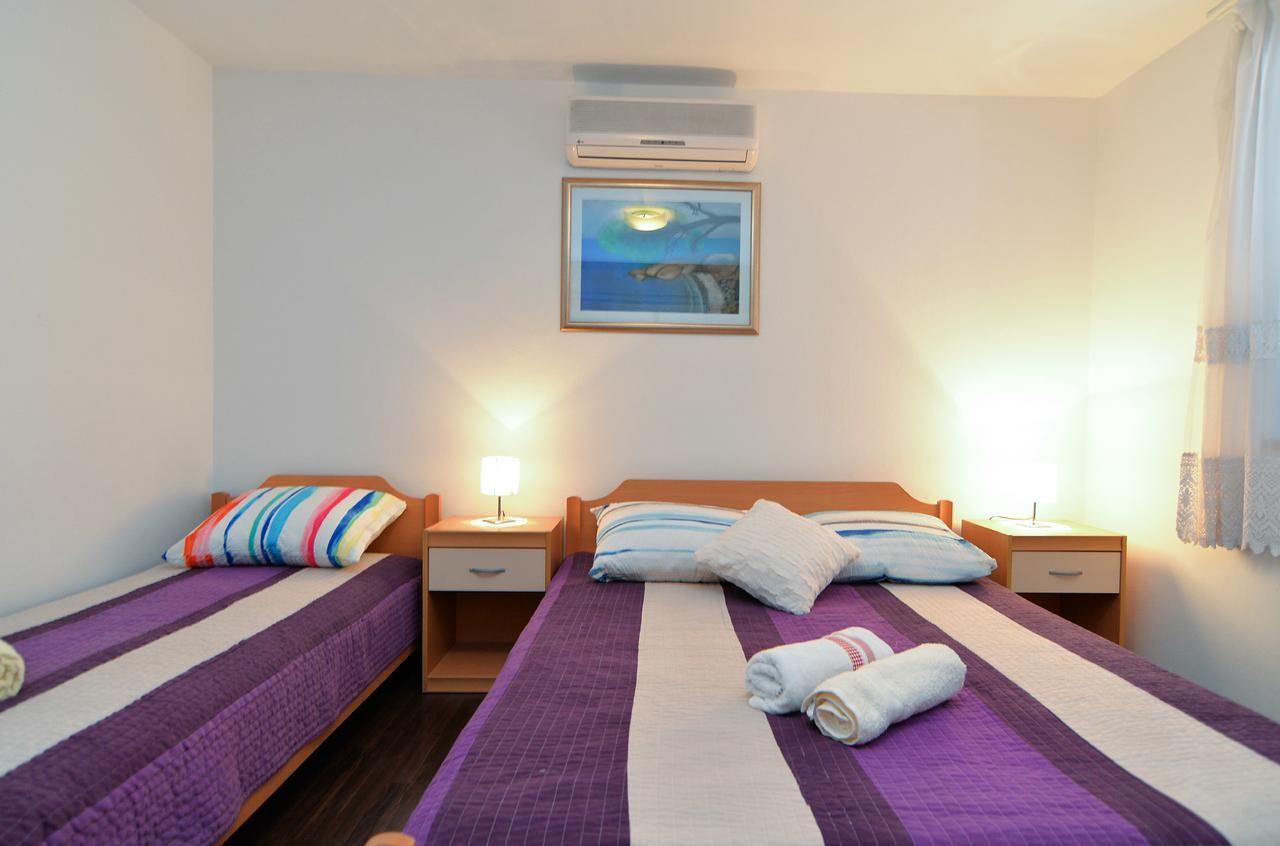 Apartments Ivanka 378 Ровинь Экстерьер фото